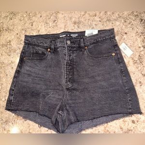 NWTs Old Navy Sky Hi A Line Black Denim Shorts